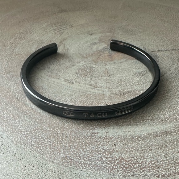 Black Tiffany & Co bracelet - Picture 1 of 1